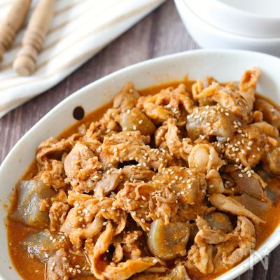 やみつきピリ辛うま♡豚肉とこんにゃくの韓国風煮込み