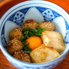 がっつりヘルシー!フライパン１つ！【鶏つくね豆腐丼】