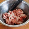 『豚肉とオクラのとろたま甘辛炒め』たれが絡む♪ご飯が進む‼︎の工程2