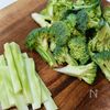 10分でパパッと♡鶏だんごとブロッコリーの甘辛しょうが炒めの工程1