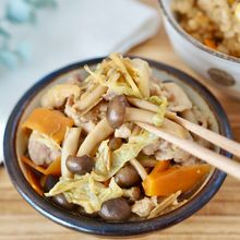豚こまで節約！【白菜としめじのしょうがすき煮】