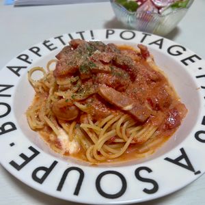 あちゃまるの作ってみた!投稿(簡単お店クオリティ♡『海老とベーコンのトマトクリームパスタ』)