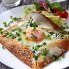 じゃこと豆苗の米粉ガレット