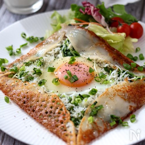 じゃこと豆苗の米粉ガレット