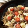 ［舞茸とカマンベールチーズそぼろ］味付けは醤油だけ！の工程3