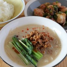 大人も子供も一緒に食べられる☆担々はるさめスープ