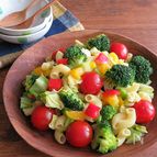 栄養たっぷり◎彩りサラダ☆カラフル野菜とマカロニソテー