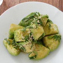【簡単コク旨!】大葉香るアボカドの麺つゆあえ