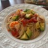 こむぎの作ってみた!投稿(海老アボカドとトマトのオイルパスタ♪レモンでさっぱり夏パスタ)