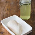 低温調理器がなくてもしっとり！【ゆで鶏とおまけのスープ】