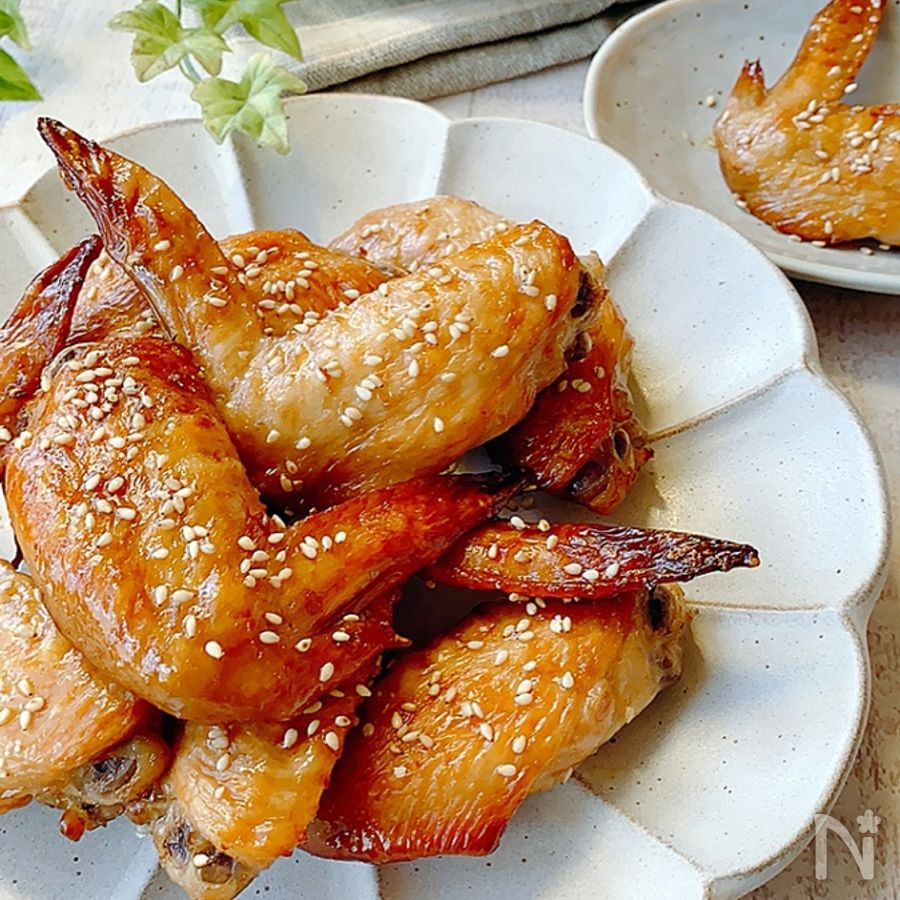 カリカリにローストしたひよこ豆を添えたベビーケールサラダのレシピ