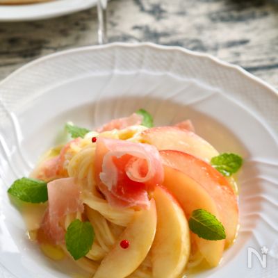 桃の冷製パスタ
