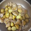 【じゃがいもと鶏肉のガーリックバター醤油】ごはんがすすむ♪の工程3