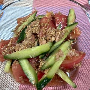 ゆっこの作ってみた!投稿(和えるだけ！スピード副菜『ツナトマきゅうりのさっぱりサラダ』)