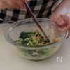 【3分副菜】小松菜のツナコーンカレーマヨサラダの工程4