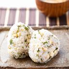 カルシウムたっぷり☺じゃこチーズおにぎり🍙