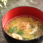 免疫力アップ！納豆蓮根小松菜のお味噌汁