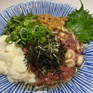 楽ラク手抜キッチン🐶🐾の作ってみた!投稿(さっぱりツルツルいける！夏にピッタリ「梅だし叩きとろろ蕎麦」)