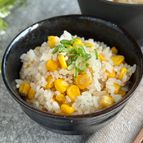 コーン缶で絶品♡〖とうもろこしのバター醤油炊き込みご飯〗