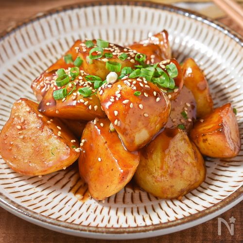【新じゃがの韓国風煮っころがし】材料一つ！レンジで簡単！