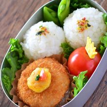 園児さんにおすすめ♪カレー風味のピザコロッケ弁当