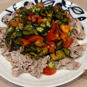 さとぽんの作ってみた!投稿(夏野菜たっぷり豚しゃぶサラダ)