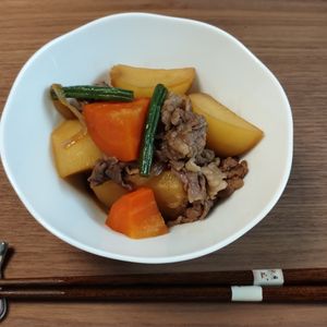 ゆの作ってみた!投稿(【無水で濃厚！定番肉じゃが】旨みたっぷりほっこり和食♡)