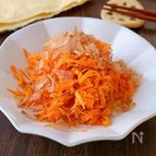 【お助け小鉢】レンジで2分で『にんじんの中華風おかか和え』