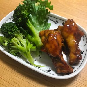 Nao★彡の作ってみた!投稿(《蒸し焼きで時短》家族が飛びつく♪♪手羽元のテリテリ生姜焼き)