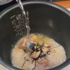 調理時間30秒!!入れて待つだけ【サバ缶の炊き込みご飯】の工程1