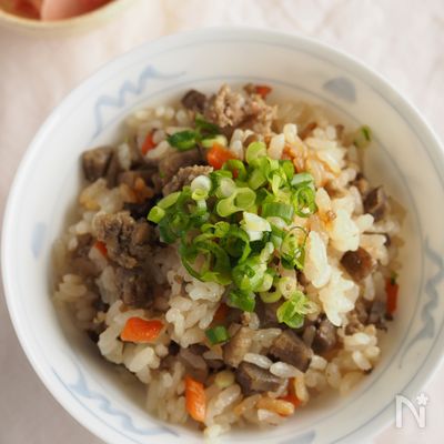 具だくさん炊き込みごはん☆豚・ごぼう・にんじん入り☆