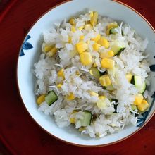 暑さでへばった体にちょうどいい「とうもろこしとシラスの釜飯」