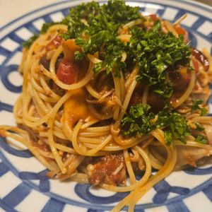 CHIKA KAGAMIの作ってみた!投稿(革命的にうまい♡『鯖缶ときのこの革命トマトパスタ』)