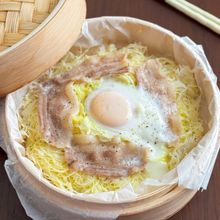巣ごもりエッグ蒸し