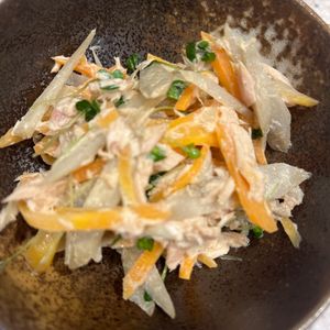 あっくんママの作ってみた!投稿(新ごぼうとにんじんのナムル【ツナ入り】)