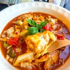 無水で野菜の旨味たっぷり♪鶏肉と野菜のトマト煮込み