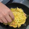 混ぜて焼くだけ！【ラク美味米粉お好み焼き】の工程3