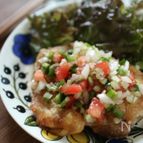 万能自家製サルサソースで！チキンソテー