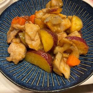 1169387の作ってみた!投稿(【さつまいも鶏れんこんバター醤油ソテー】シャキほく秋おかず♡)
