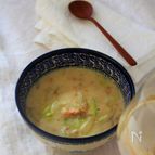 まるでチャウダー！　白菜と鮭の酒粕シチュー。