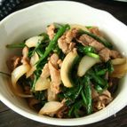 ガツンとくる味付けです！豚にらしょうが炒め