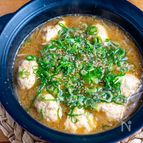 【包丁なしで絶品！】ふわふわ鶏団子のもやしみそ鍋