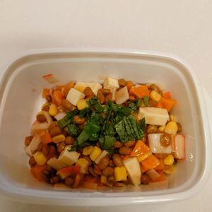 にゃんこさん🐱の作ってみた!投稿(給食再現レシピ✨【納豆サラダ】)