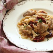 鶏肉とドライトマトのヴィネガー煮