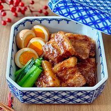 塩麹でふっくら♩梅香る豚の角煮