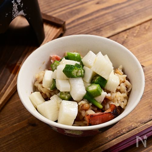 超ねばねばのっけ飯「ねばねばのっけ釜飯」