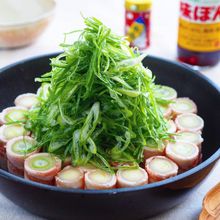 豚とねぎだけ！とにかくほめられまくる『ねぎまみれ鍋』