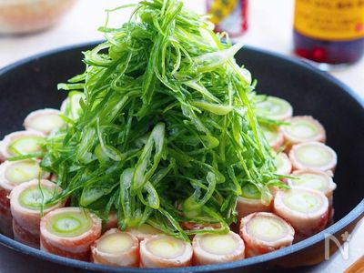 豚とねぎだけ！とにかくほめられまくる『ねぎまみれ鍋』 | レシピ
