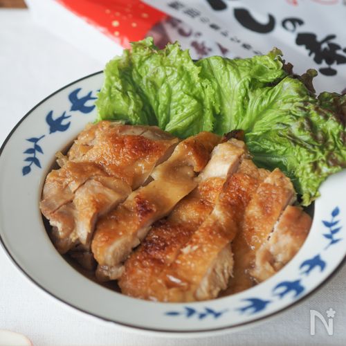 【鶏チャーシュー】鰹風味の出汁が決め手