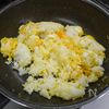 濃厚かに身と蟹味噌の焼き飯の工程2